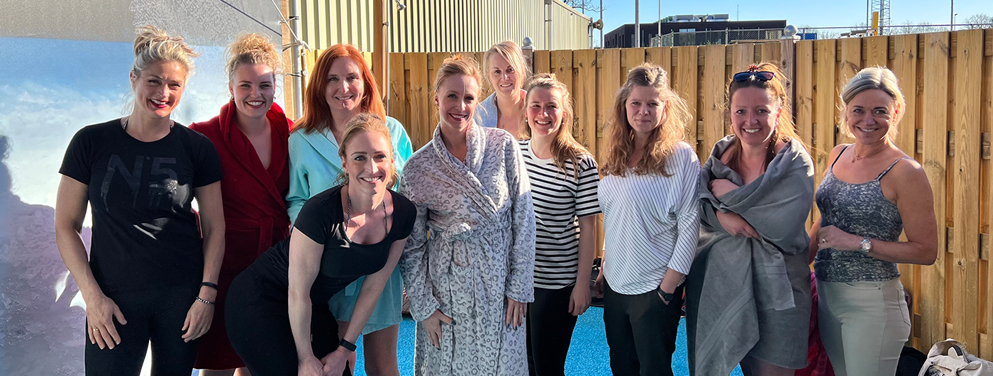 Community | IJsbad Experience